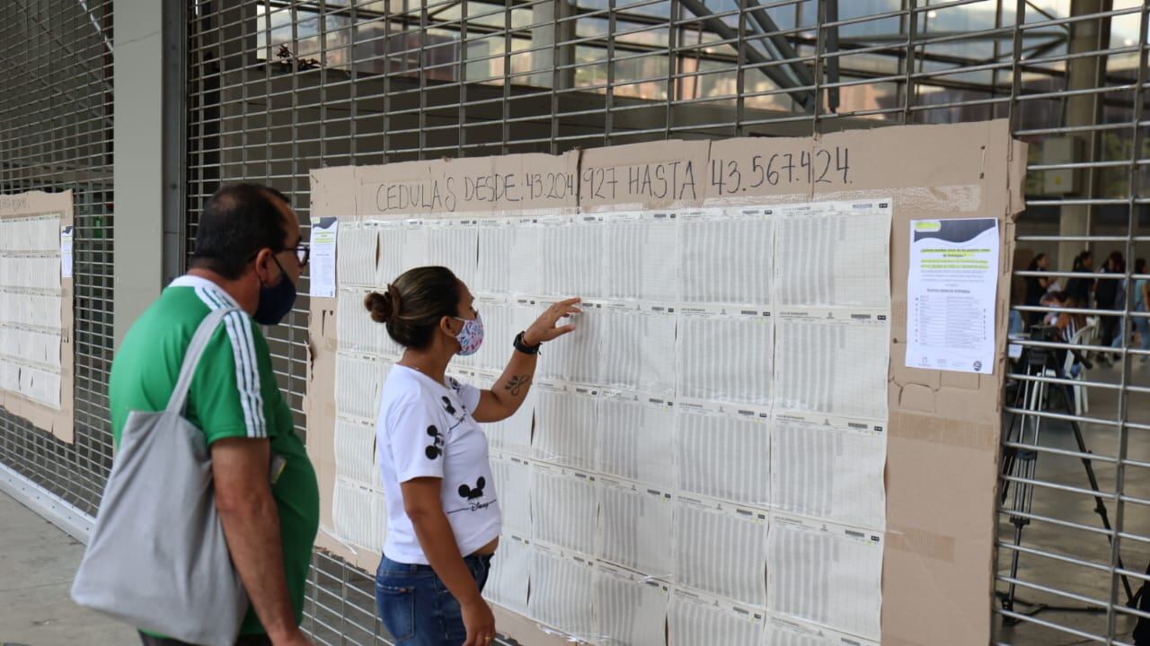 Este domingo se llevó a cabo la primera vuelta para escoger presidente.