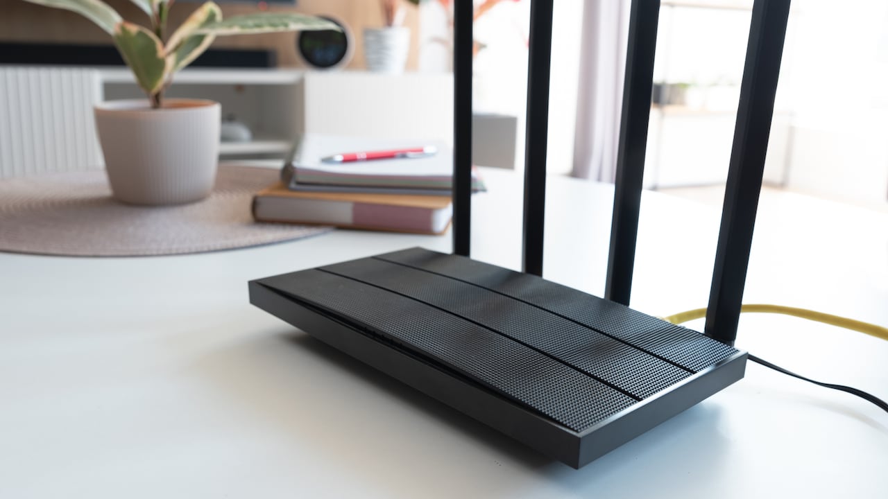 El router WiFi siempre debe estar colocado en un espacio alto y abierto.