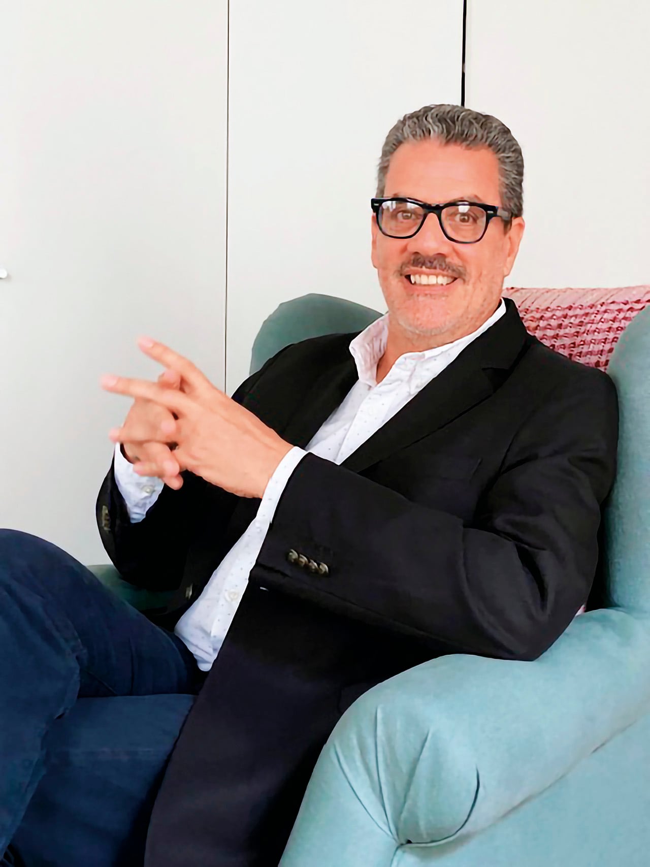 Mauricio Vargas dice que la campaña de Iván Cepeda quedó como en estado de coma.