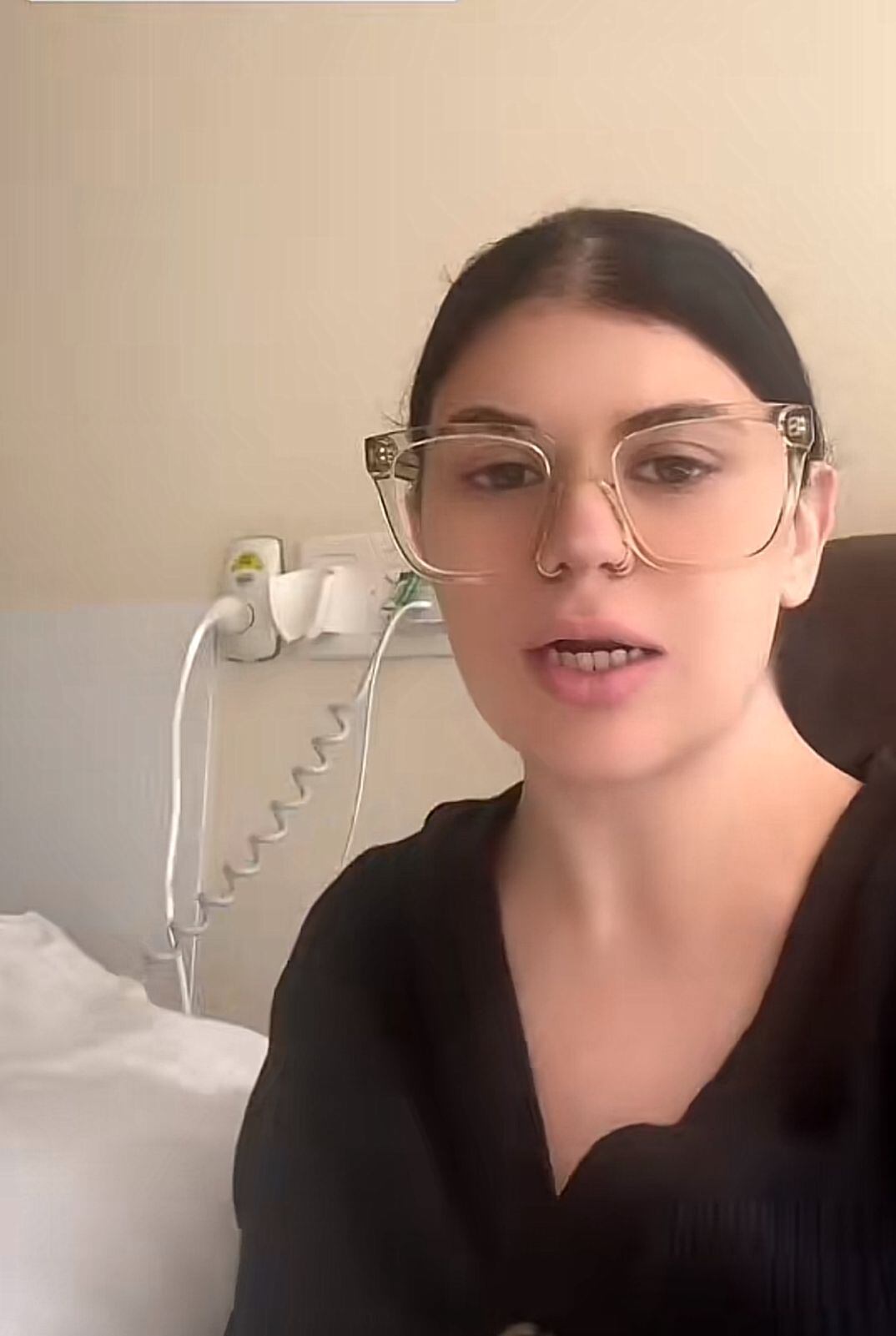 La mujer duró varios días en el hospital para ser revisada por expertos