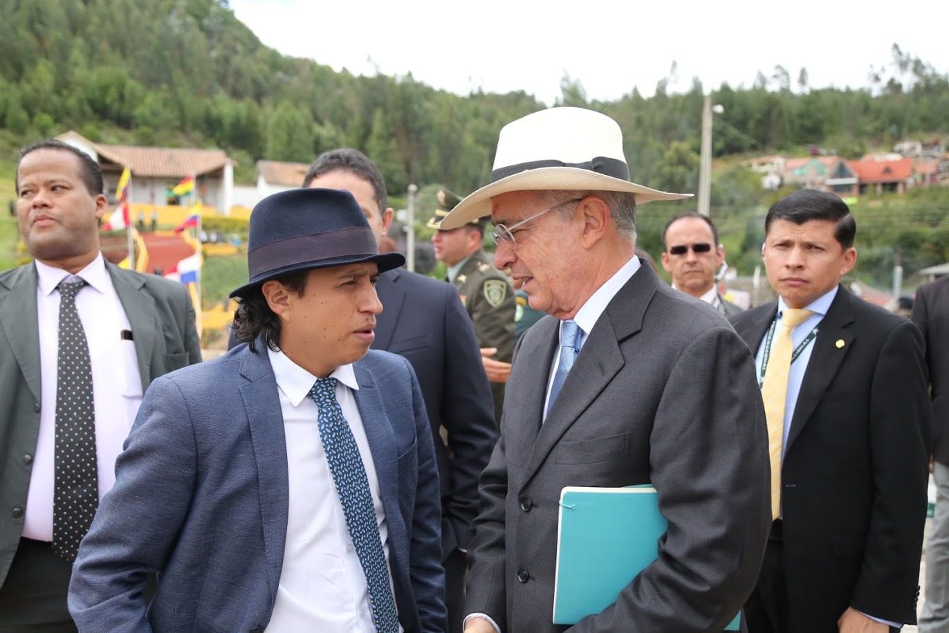 Jonatan Tamayo y Álvaro Uribe