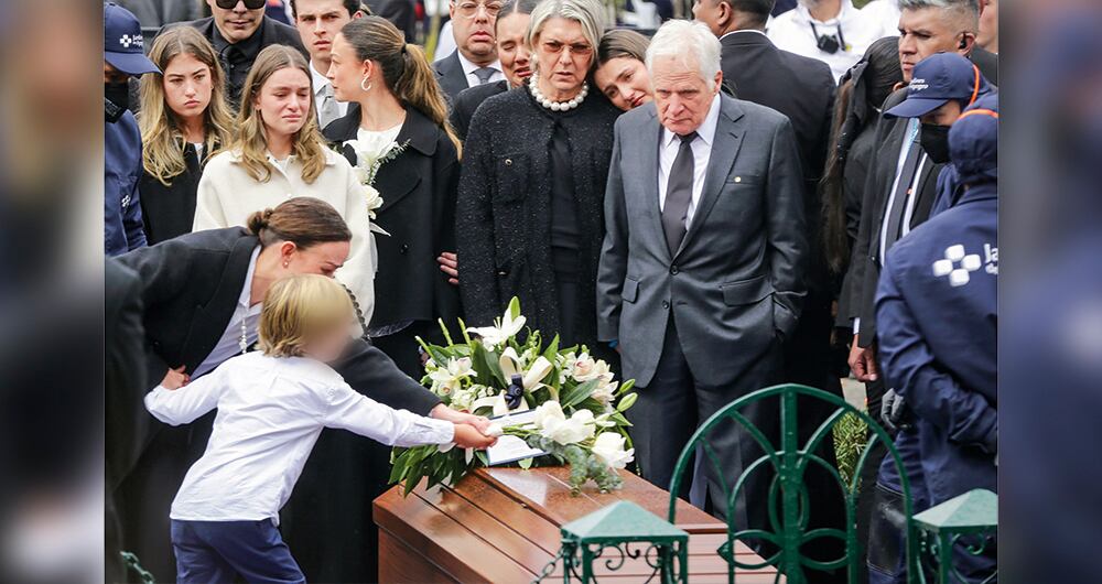 Entierro de Miguel Uribe Turbay.