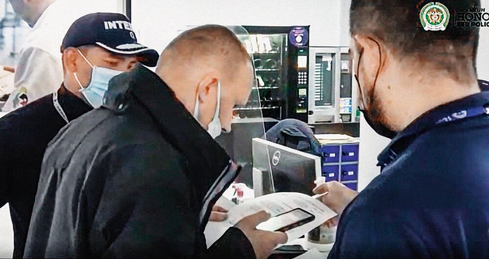 Inicialmente el destino del delincuente era Guatemala, sin embargo, el vuelo aterrizó en Bogotá.