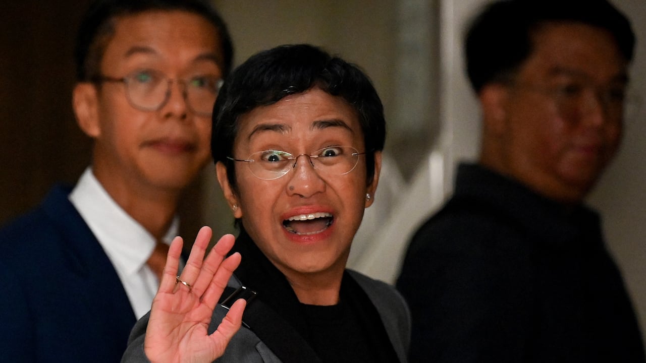 Maria Ressa, Premio Nobel de Paz, fue absuelta de evasión.