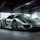 Porsche 918 Spyder. De ingeniería alemana y con un diseño realmente llamativo. Su costo es de US$845.000
