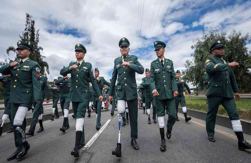 Con orgullo las fuerzas militares le demostraron al pueblo colombiano su compromiso.