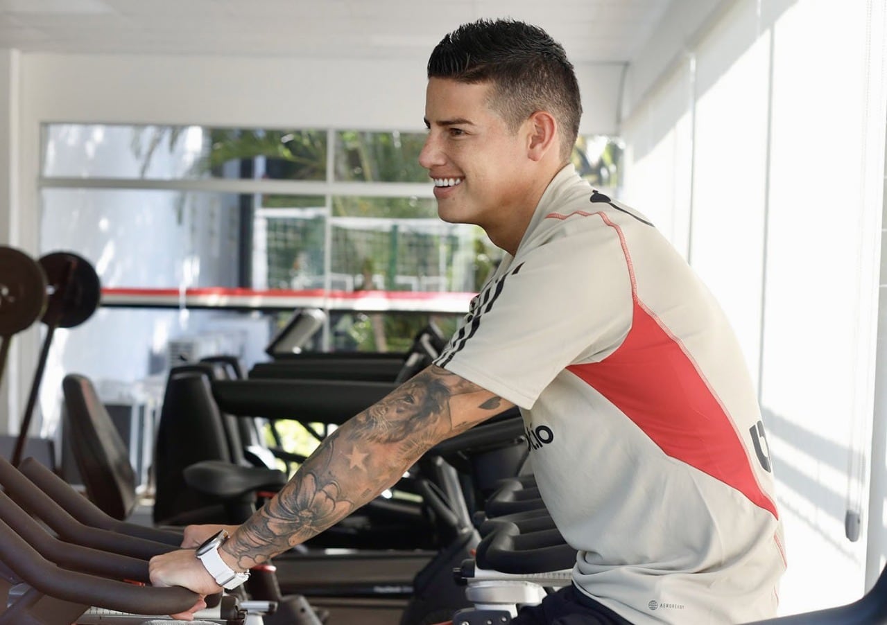 James Rodríguez en el gimnasio con Sao Paulo.