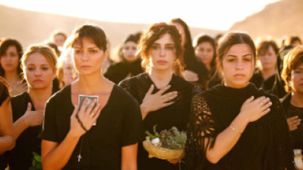 La actriz y directora Nadine Labaki busca descifrar el papel de las mujeres en las comunidades violentas.
