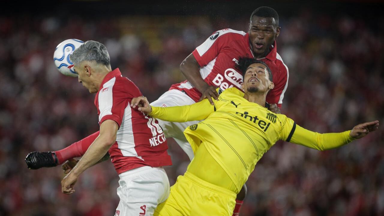 Santa Fe vs. Peñarol por la fase de grupos de la Copa Libertadores.