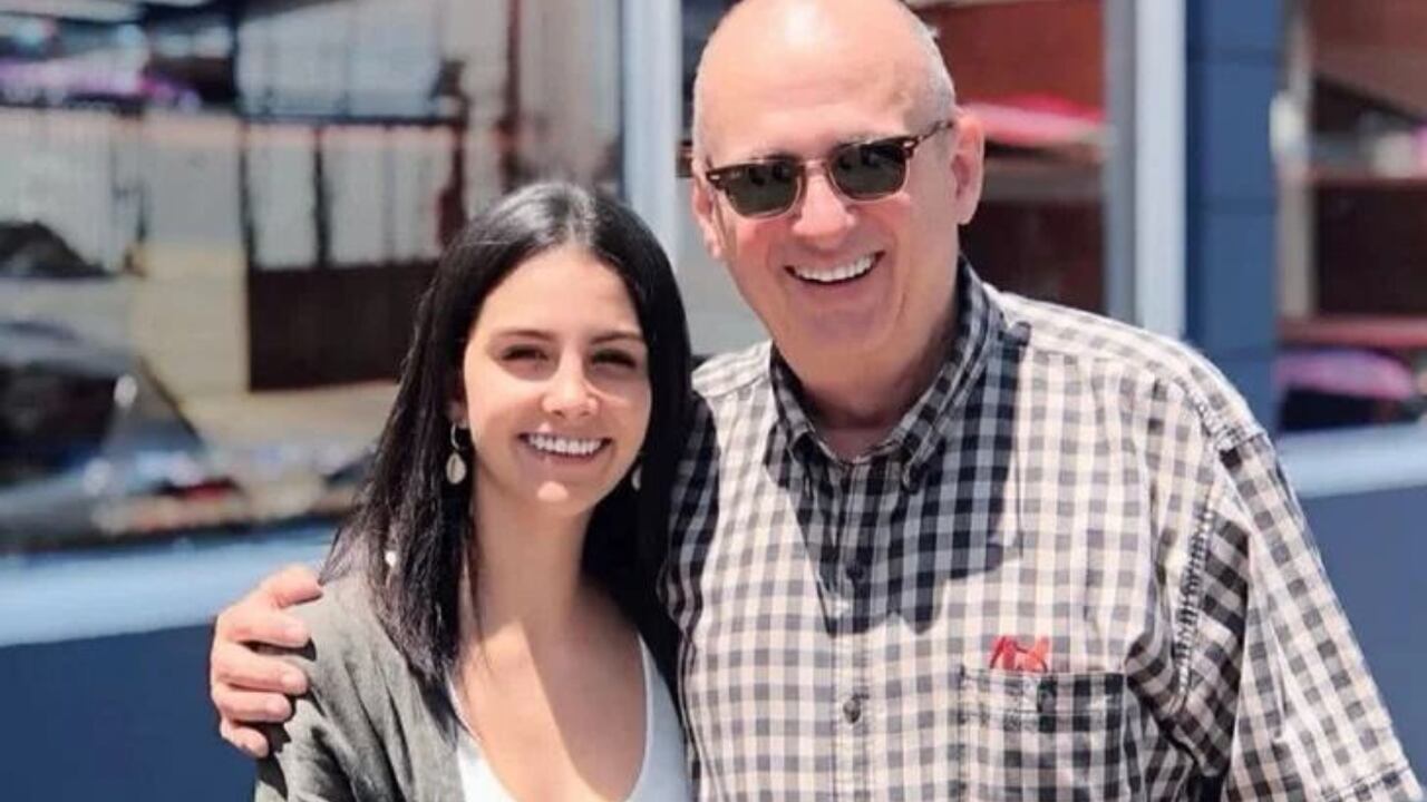 María José aseguró que incluso extraña los silencios sabios de su padre.