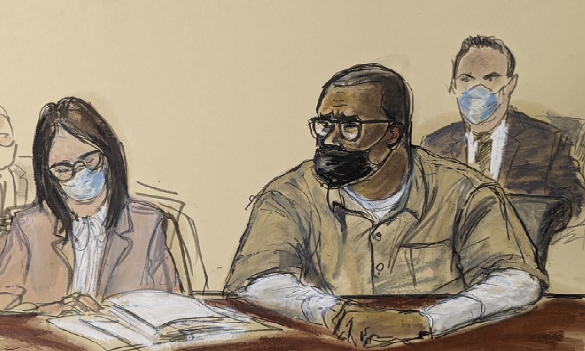 Cantante R. Kelly sentenciado a 30 años de cárcel