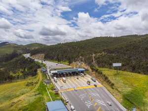 Accidente cerca al Peaje de Chusacá