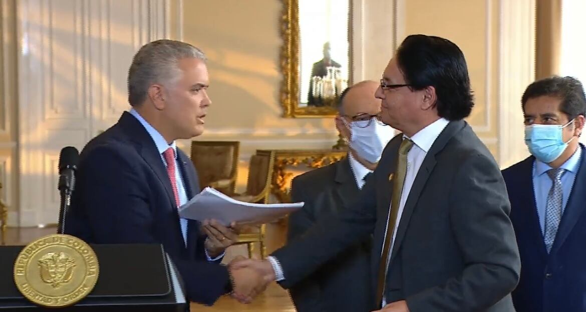 En la Casa de Nariño el presidente Iván Duque recibió el dossier del caso Álex Saab.