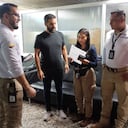 Arturo Char recibido y capturado por migración Colombia en Barranquilla.