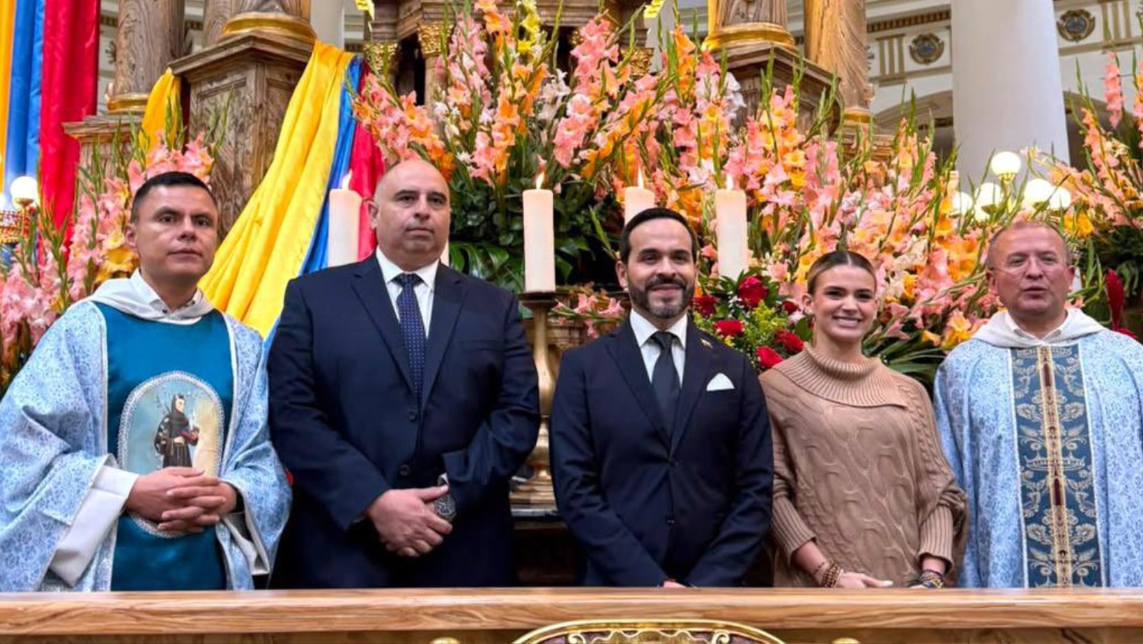 Abelardo de la Espriella y su esposa en Chiquinquirá.