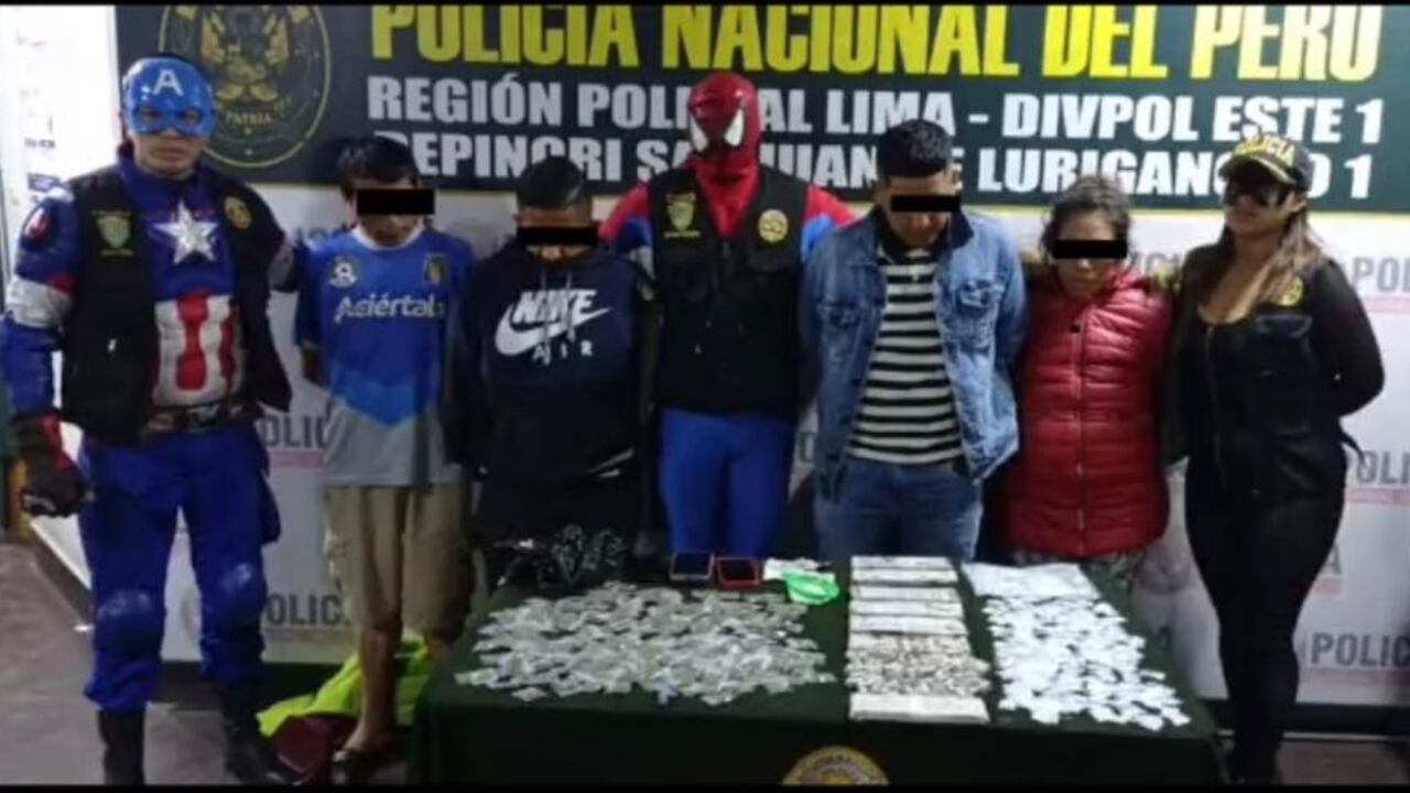 El emblemático Capitán América, Spiderman y Thor fueron algunos de los superhéroes que fueron recreados por los policías que a su vez capturaron a cuatro personas e incautaron pasta base de coca, marihuana y clorhidrato de cocaína en una de las zonas de más alta delincuencia en Lima.