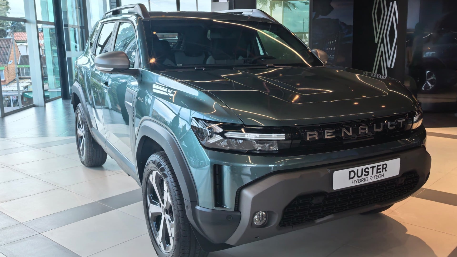 La nueva Duster E-Tech Hybrid integra un motor 1.2 turbo con una hibridación ligera de 48V