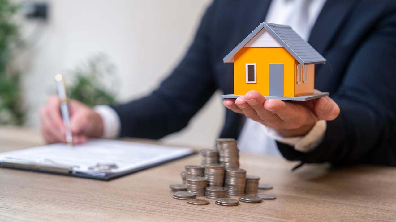 Los proyectos no residenciales impulsan la recuperación del sector construcción en Colombia.