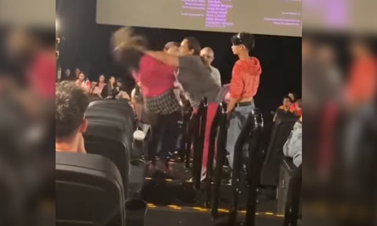 Dos mujeres se fueron a los golpes en medio de función de Barbie en cinema de Portugal