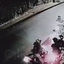 Los ladrones amedrentaron a las víctimas con arma de fuego.