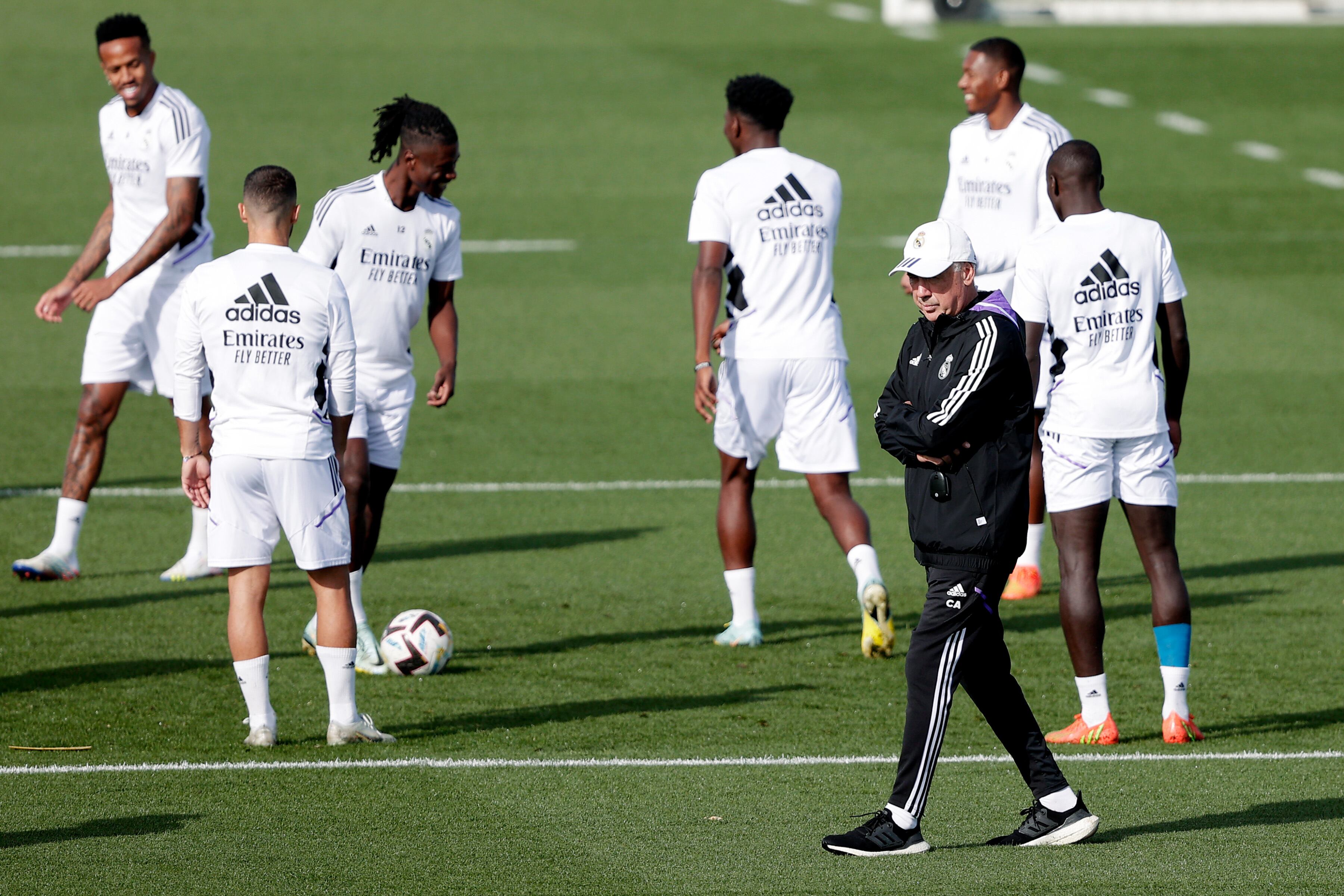 Carlo Ancelotti dio descanso al francés Karim Benzema.