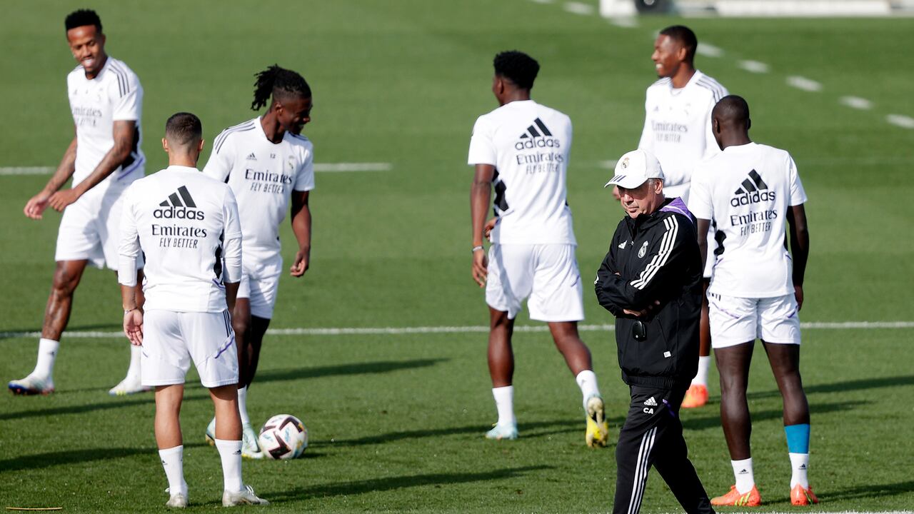 Carlo Ancelotti dio descanso al francés Karim Benzema.