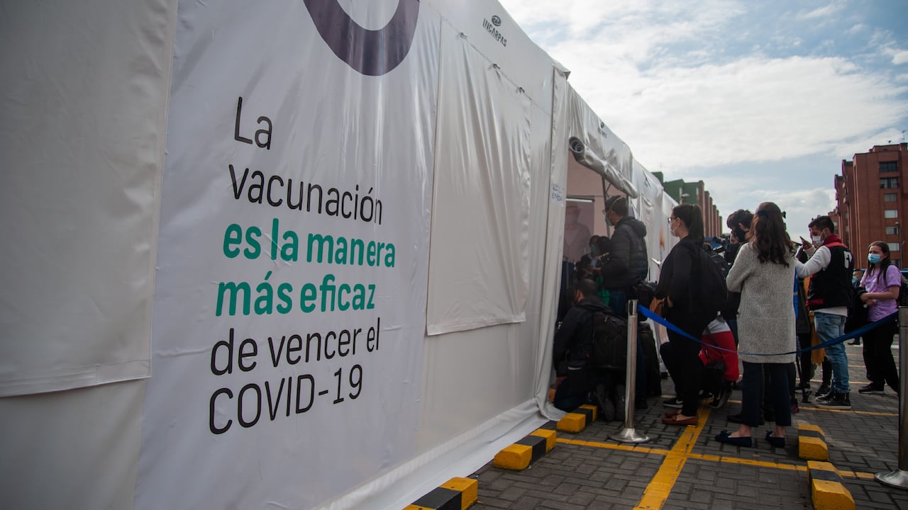 ¿Qué pasa si se retrasa la segunda dosis de la vacuna contra el coronavirus?