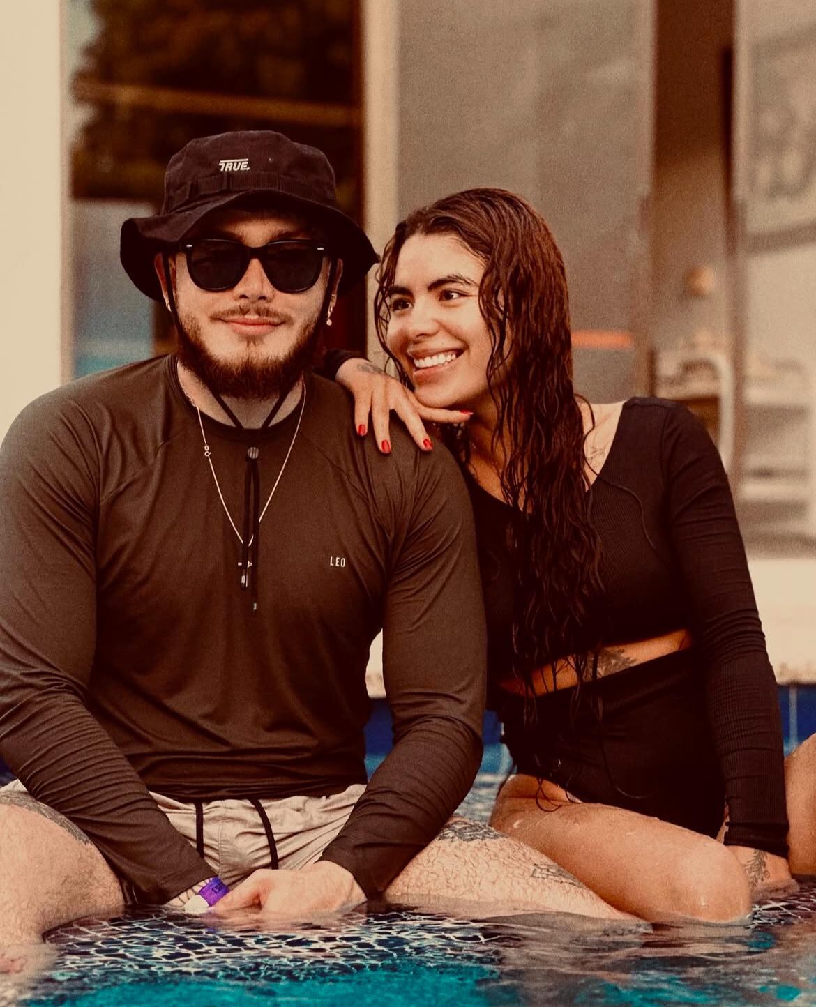 Jois Ramírez junto a su novio, Kevin Bocanegra