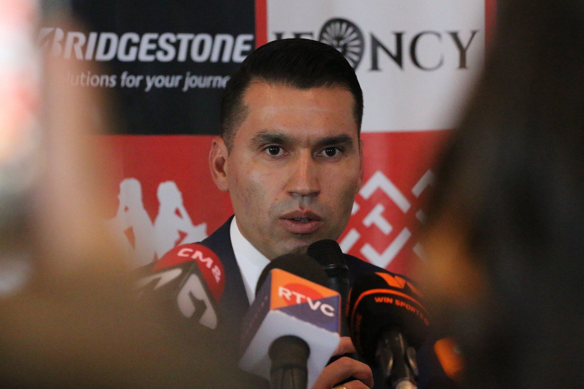 Castellanos durante la rueda de prensa en la que anunció su retiro