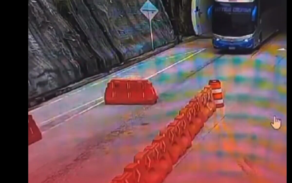 Un video grabado en la vía que conecta a Urabá con Medellín se viralizó en las últimas horas en las redes sociales.