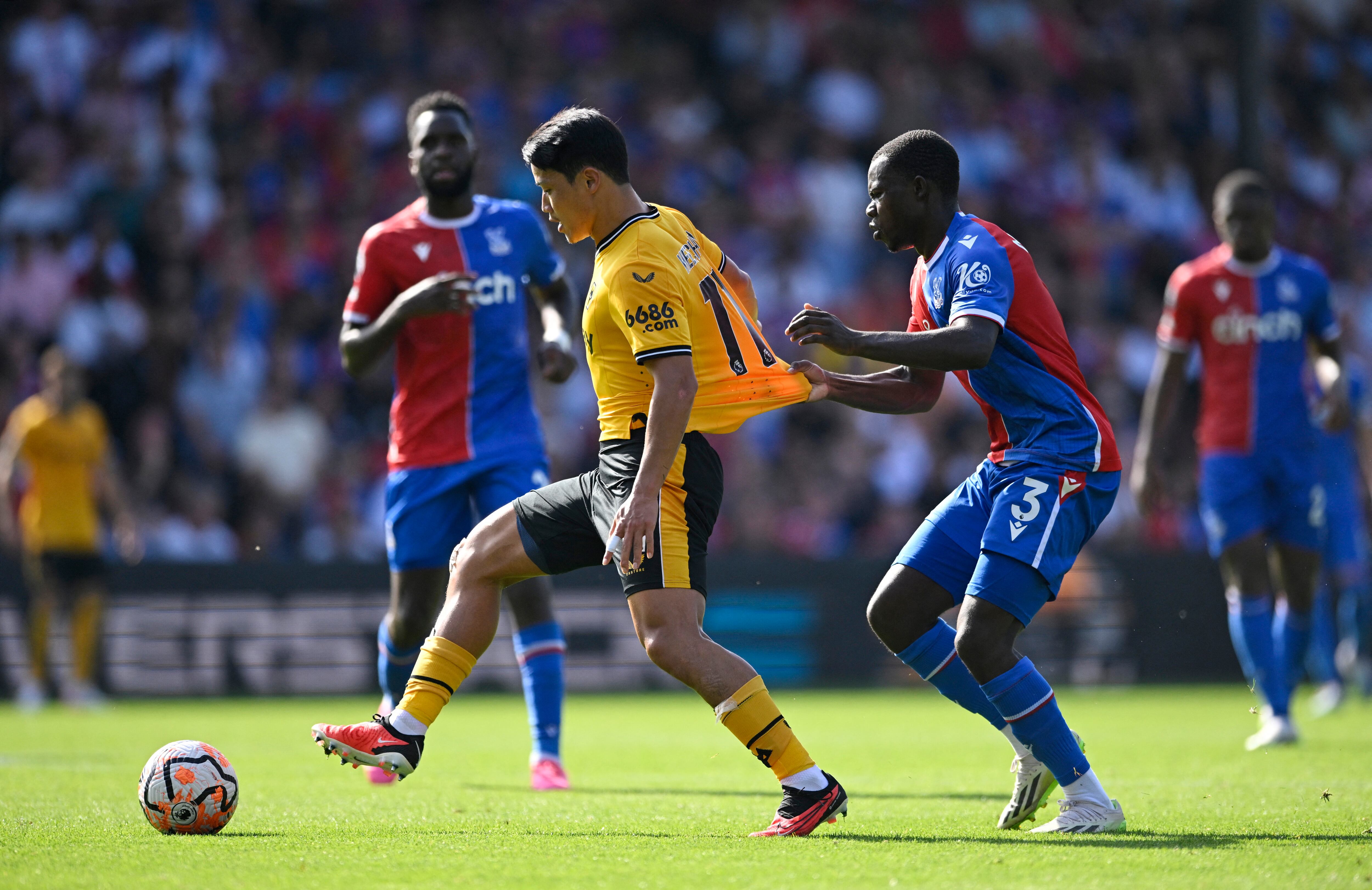 Wolves perdió con Crystal Palace.