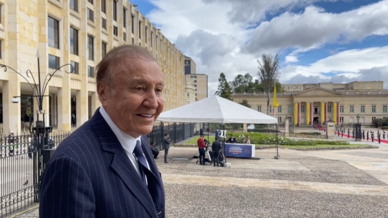 El ex candidato presidencial Rodolfo Hernández se unió al debate sobre la reducción de salarios en el Congreso de la República.