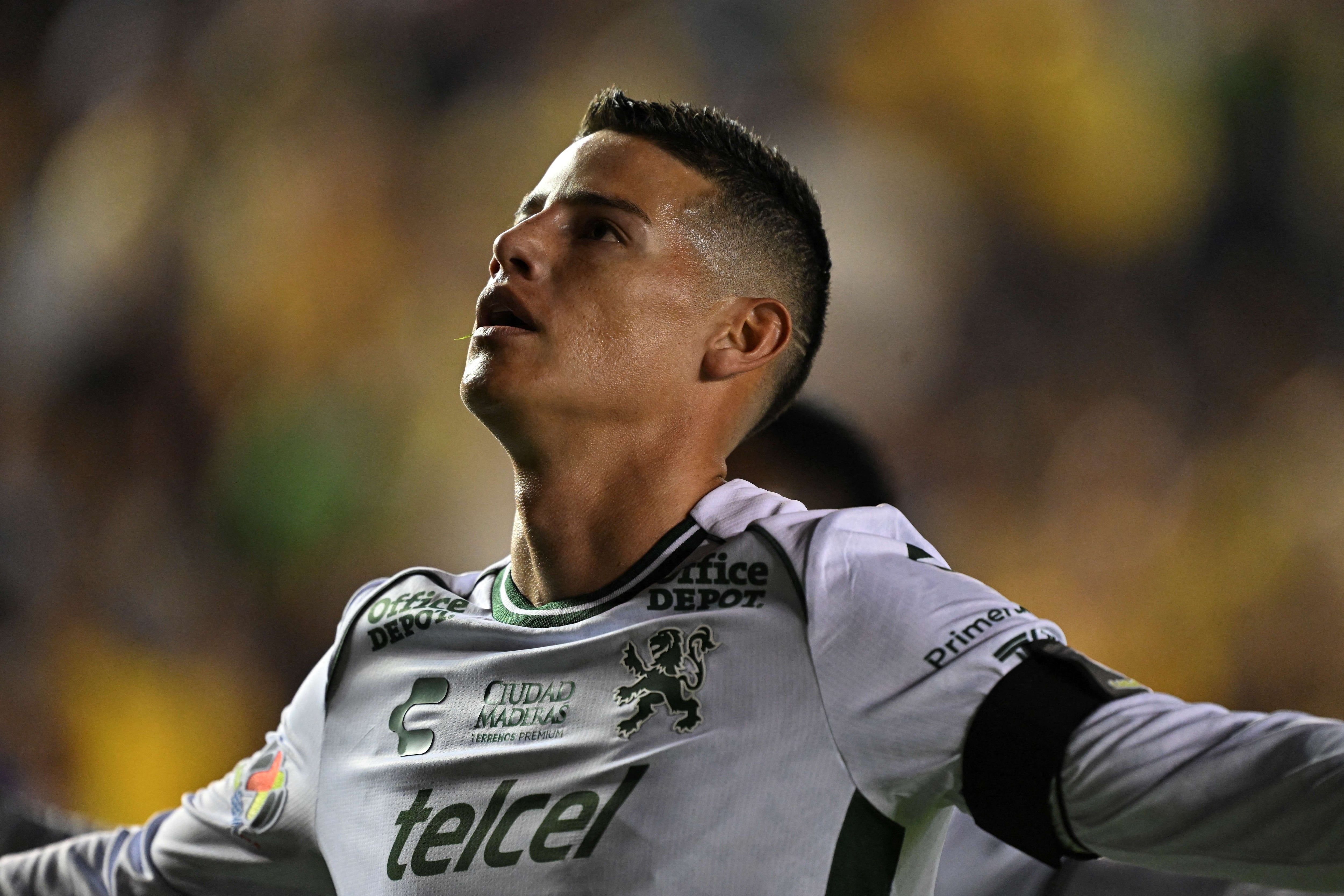 Leon's Colombian midfielder #10 James Rodriguez celebrates after scoring during the Liga MX Clausura football match between America and Leon at the Sports City Stadium in Mexico City on February 19, 2025. (Photo by Yuri CORTEZ / AFP)