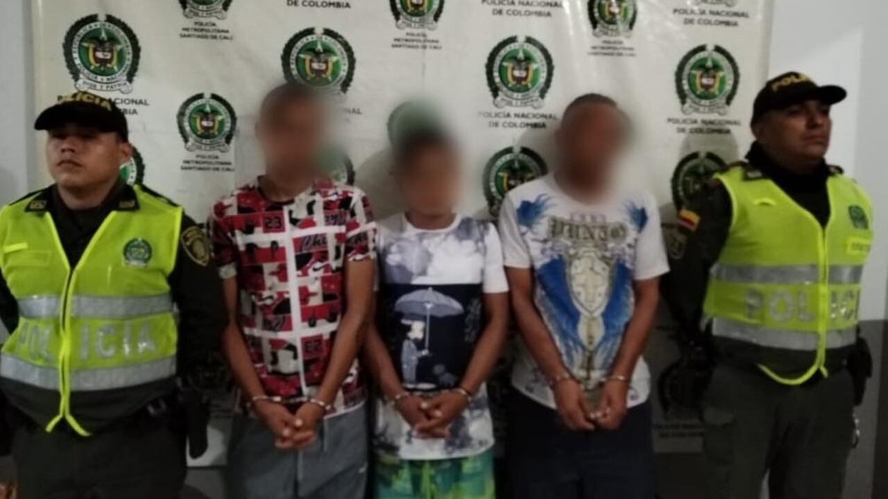 Los capturados fueron puestos a disposición de la Fiscalía General de la Nación.