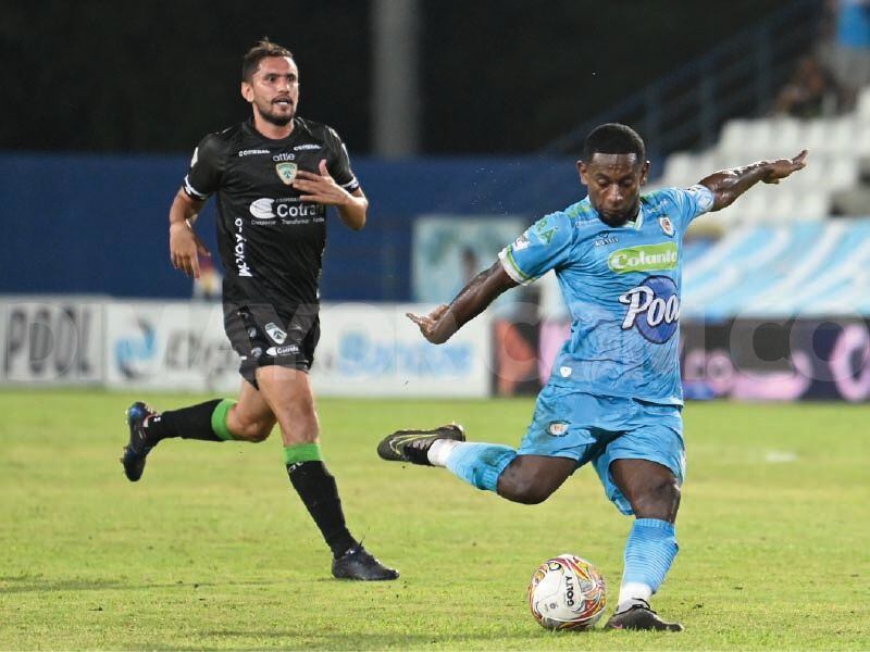 Pablo Rojas, delantero de Jaguares de Córdoba.