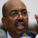 Al-Bashir, presidente de Sudán, es el primer presidente en ejercicio con orden de arresto de la CPI.
