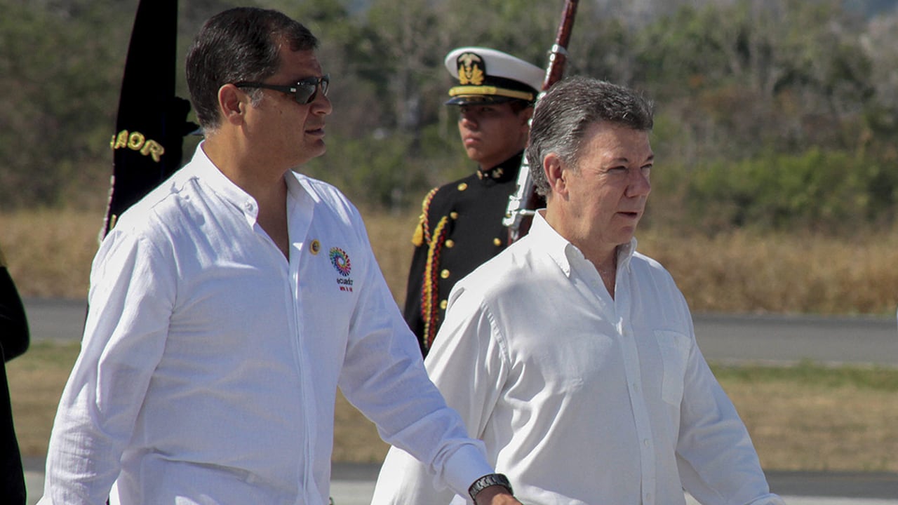 Rafael Correa y Juan Manuel Santos.