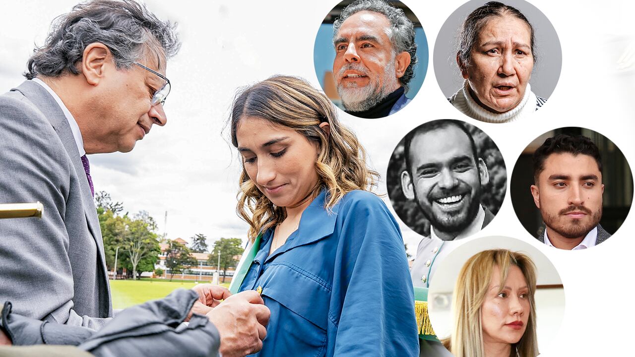 El presidente condecoró a Laura Sarabia.