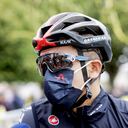 Richard Carapaz en entrevista con los medios de comunicación colombianos en la salida de la Segunda etapa