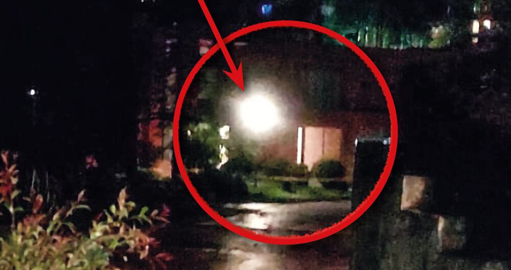    Aunque en un principio se puso en duda la tesis de un francotirador como autor del homicidio, los análisis de balística dan por hecho que sí se trató de una persona entrenada en el manejo de estas armas. 