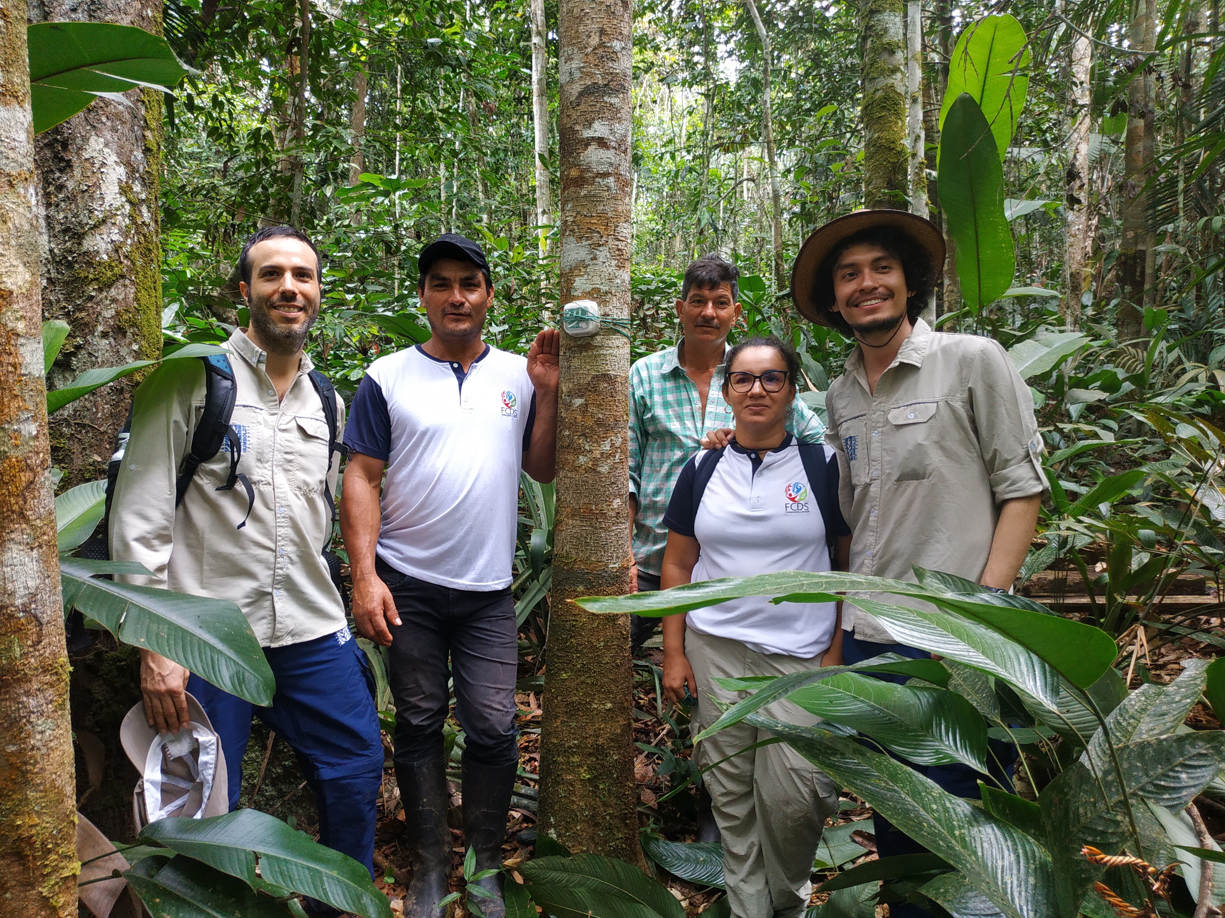 Los campesinos tendrán la tarea de monitorear el estado de las grabadoras.