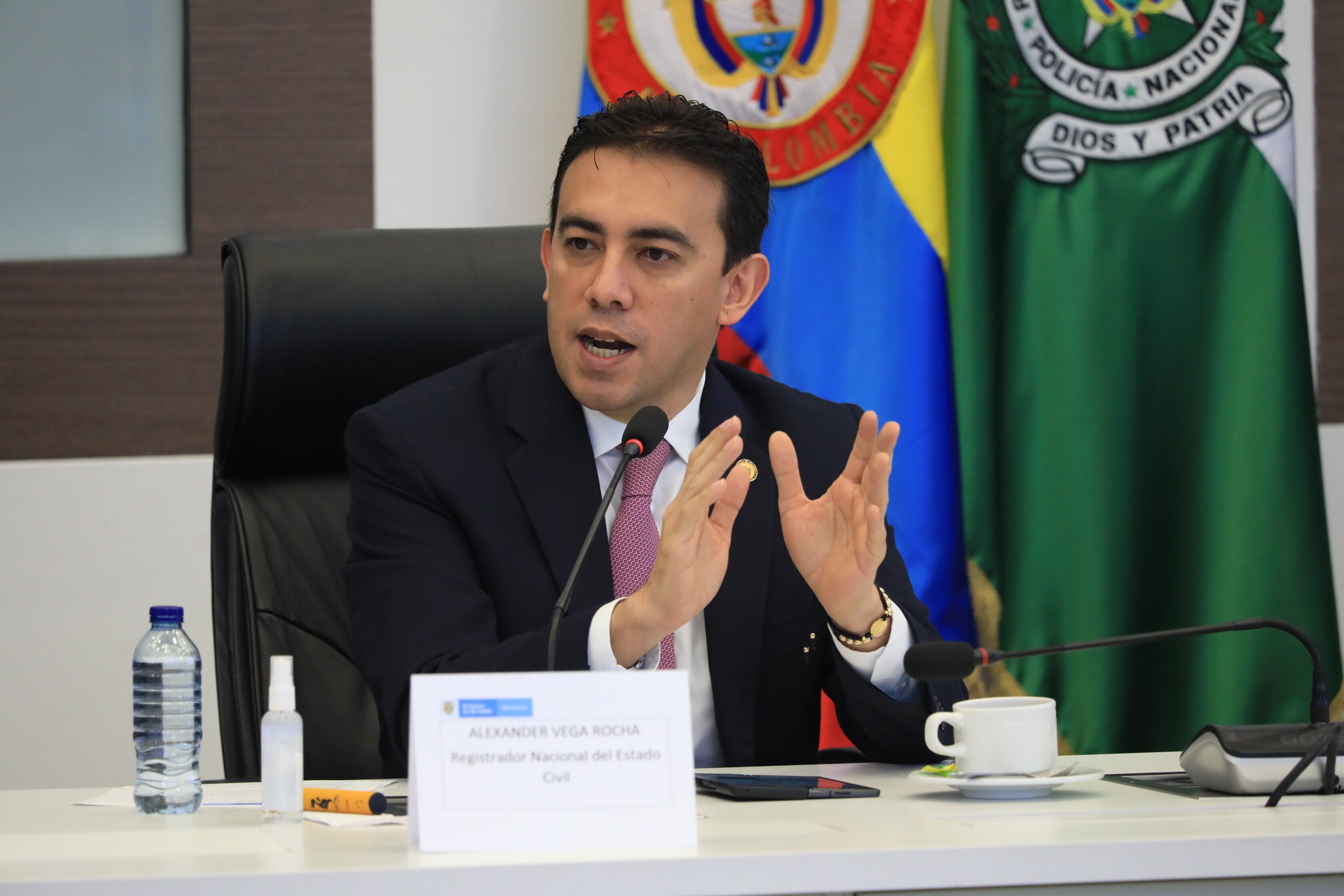 Las elecciones para elegir gobernadores, alcaldes y otros cargos de elección popular en Colombia, se harán el 29 de octubre.