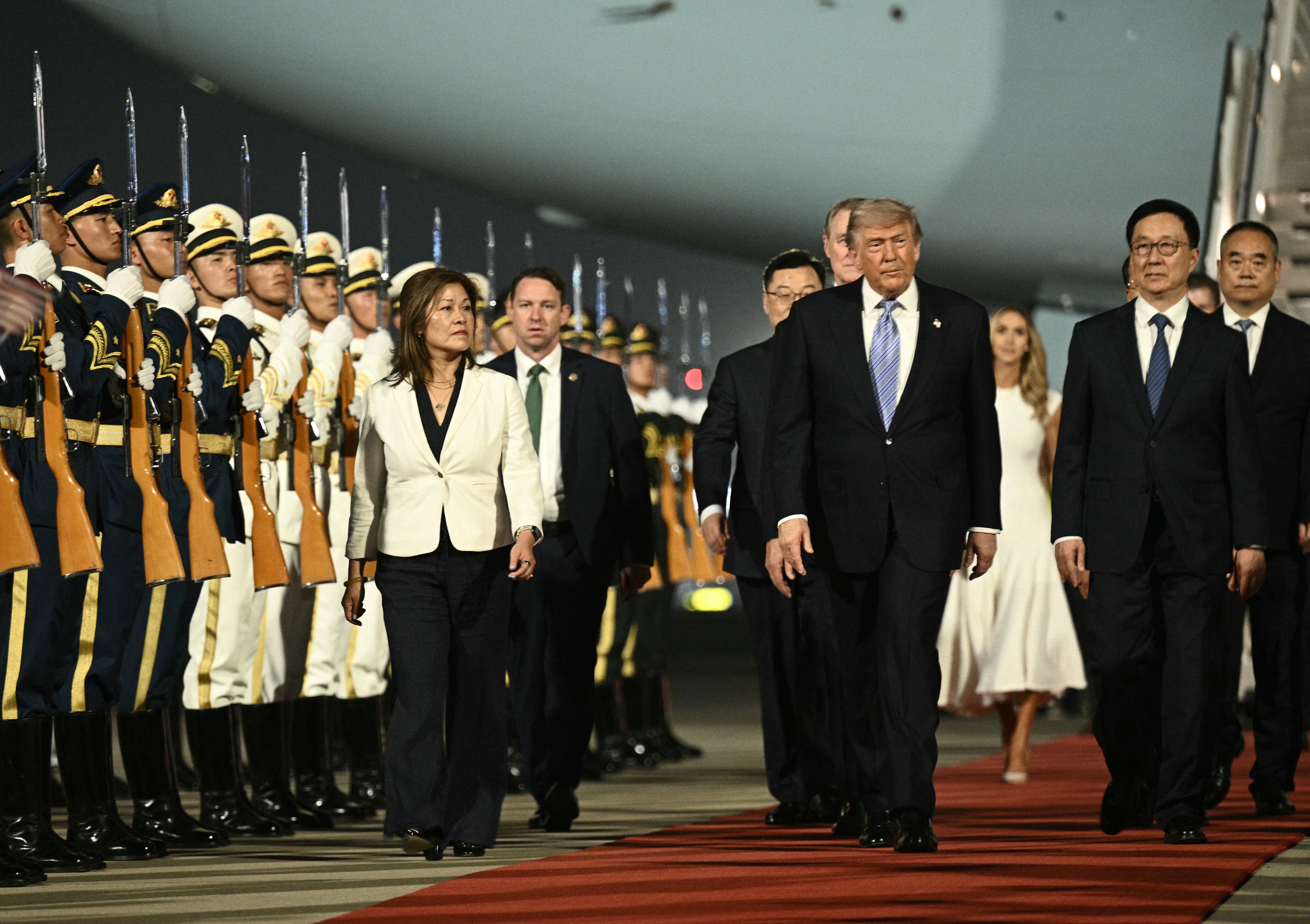 El presidente de Estados Unidos, Donald Trump viajó a China, se esperan  acuerdos que beneficien a ambos países.