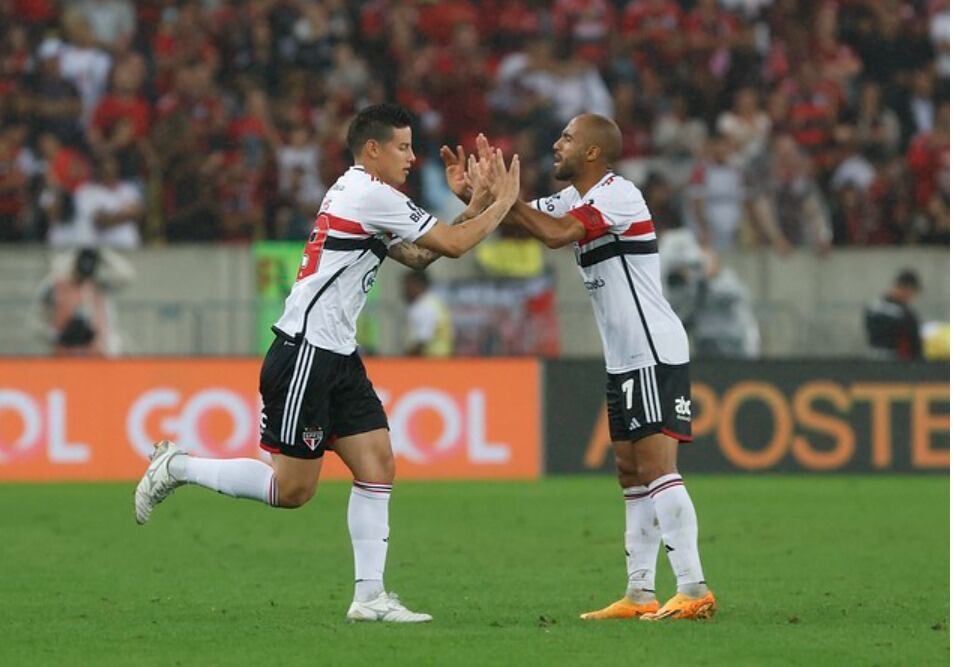 James Rodríguez y Lucas Moura.