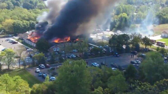 Tiroteo en iglesia mormona en Míchigan deja un muerto y múltiples heridos; el atacante fue abatido.