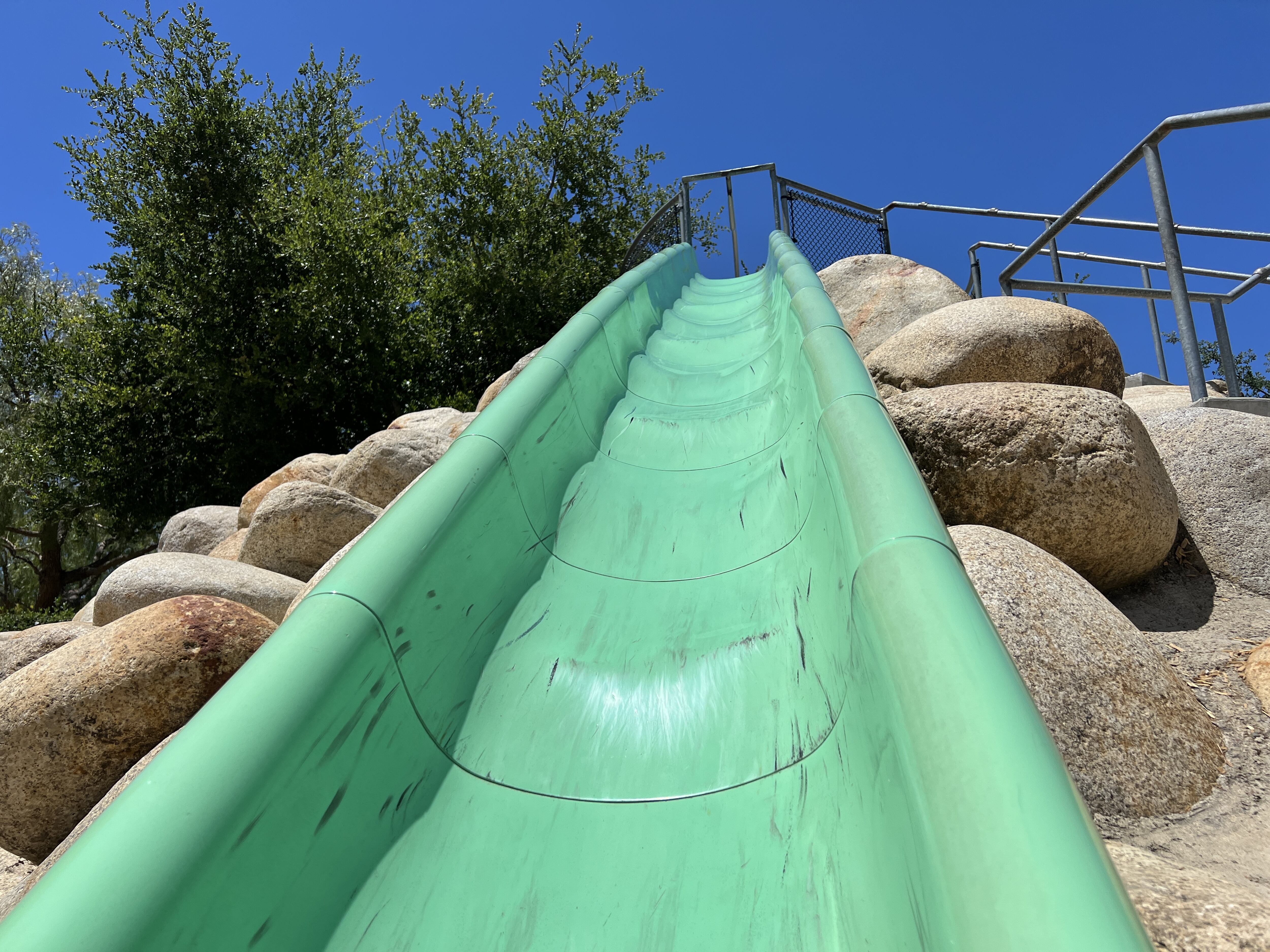 Los hechos estremecieron a otros turistas que se encontraban disfrutando de la piscina