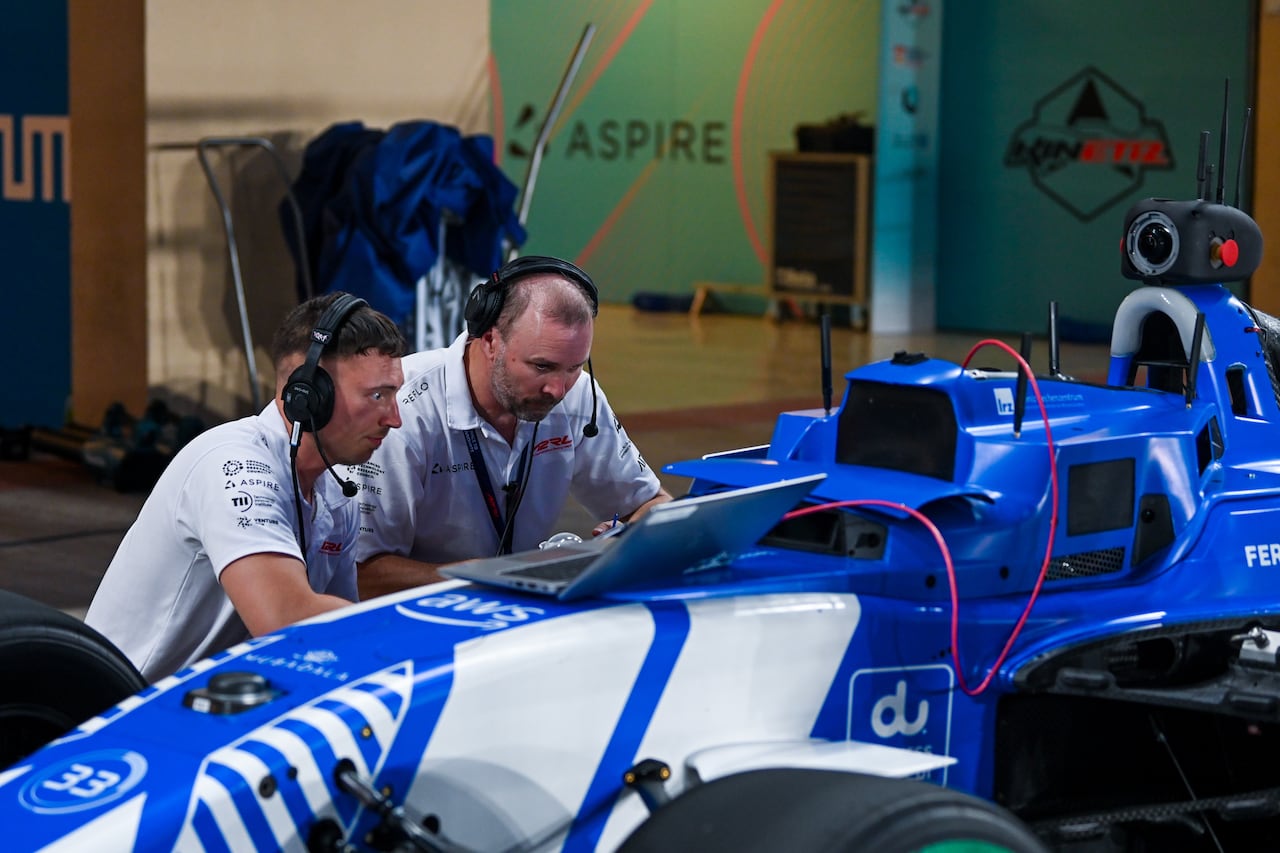 La La Abu Dhabi Autonomous Racing League (A2RL) cumple apenas su segunda temporada y muestra, cada vez más, desarrollos superiores.