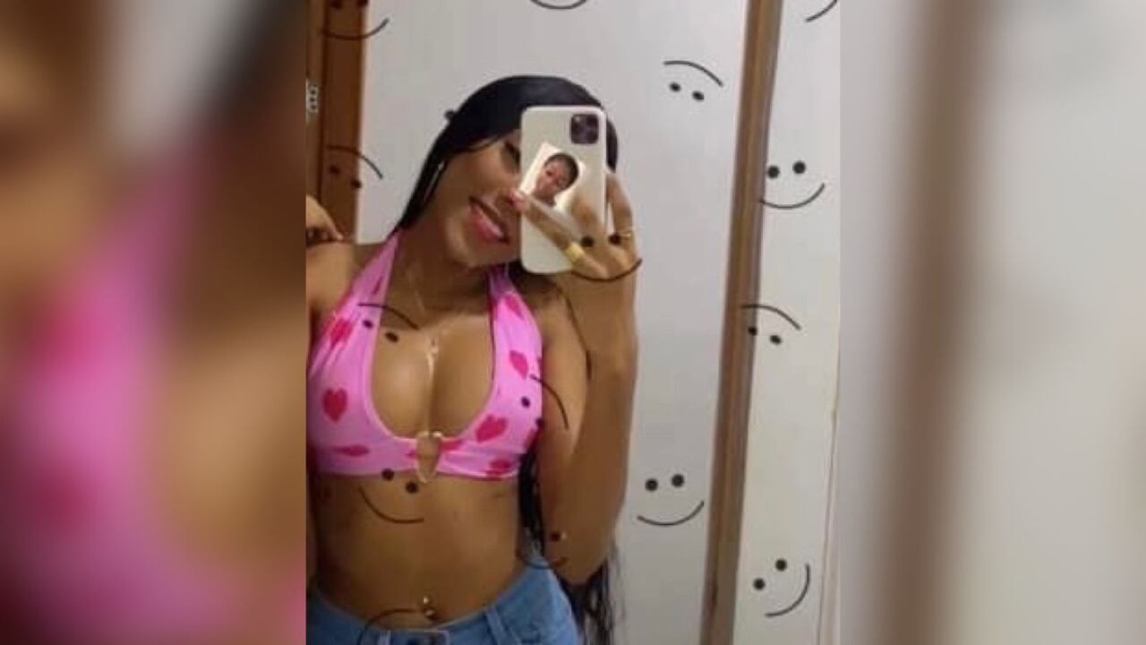 Valentina Valoyes, de 18 años, se disparó con un arma de fuego.