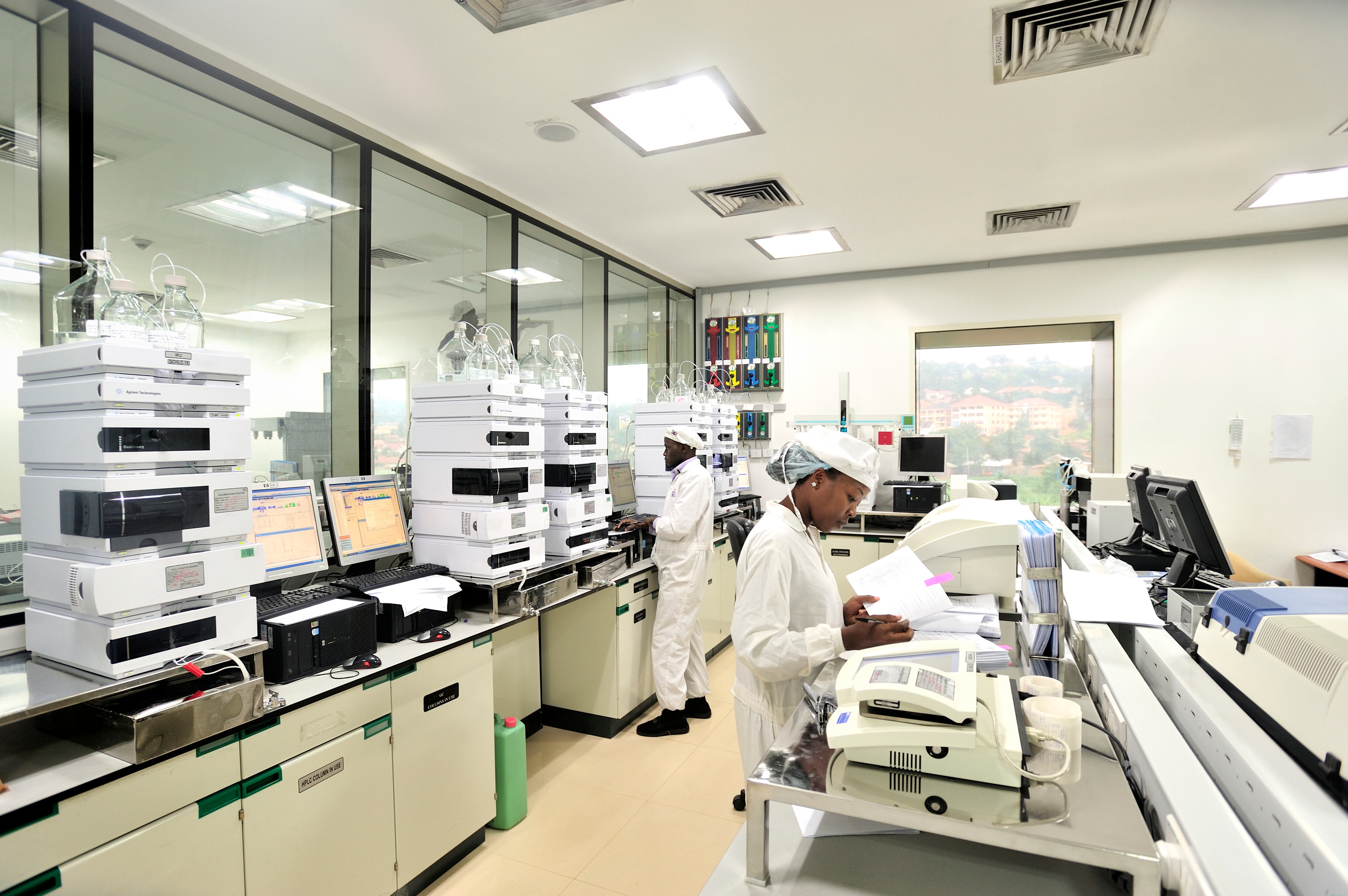 La Universidad de Antioquia inició la producción industrial de cloroquina para combatir la malaria y proyecta fabricar un medicamento para tratar el VIH