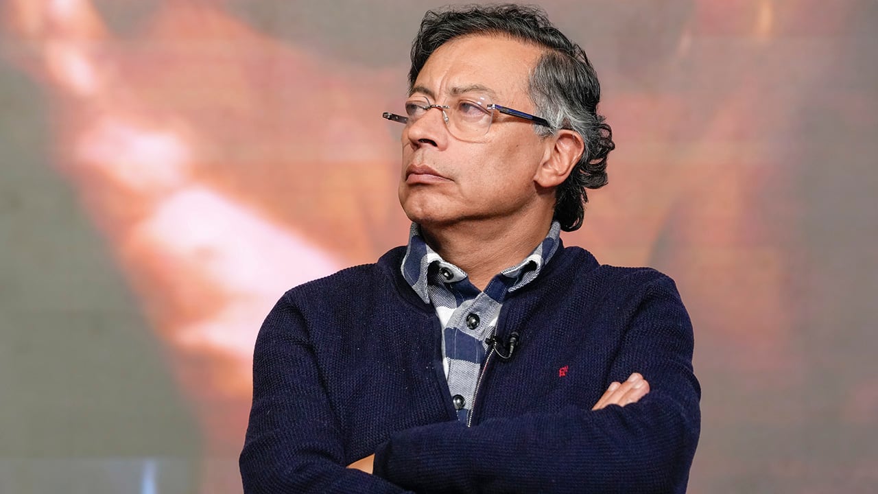 El presidente Gustavo Petro cuestionó la caída de un misil sobre una escuela en la ciudad de Minab, en Irán.